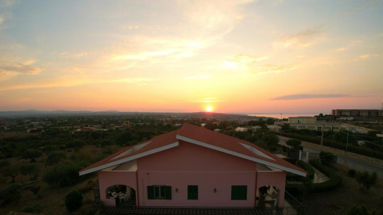 La Maison Di Elenoire Augusta Dış mekan fotoğraf